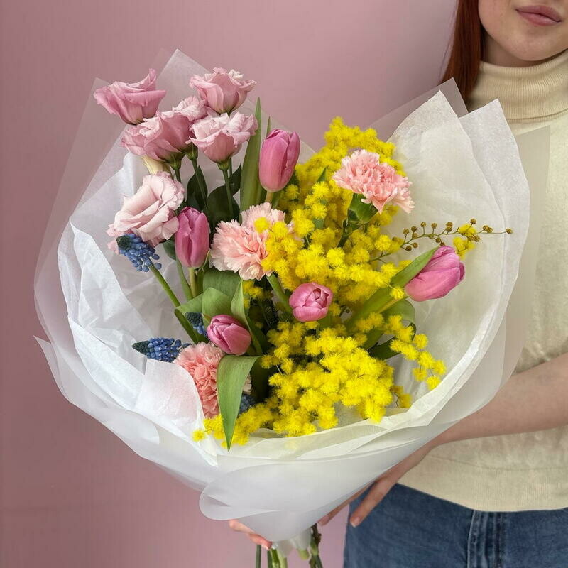 «Solnishko moe» vesennij buket s sezonnimi tcvetami, standart