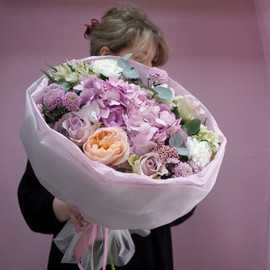 Buket Sirenevij vecher iz elitnih tcvetov