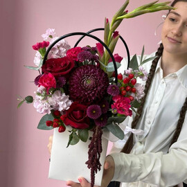 Handbag with flowers for September 1st