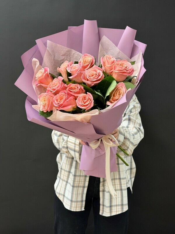 13 ekvadorskih roz, 13 ekvadorskih roz