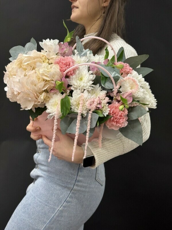 TCveti v sumochke gortenziya diantus al_stromeriya hrizantema amarant, standart