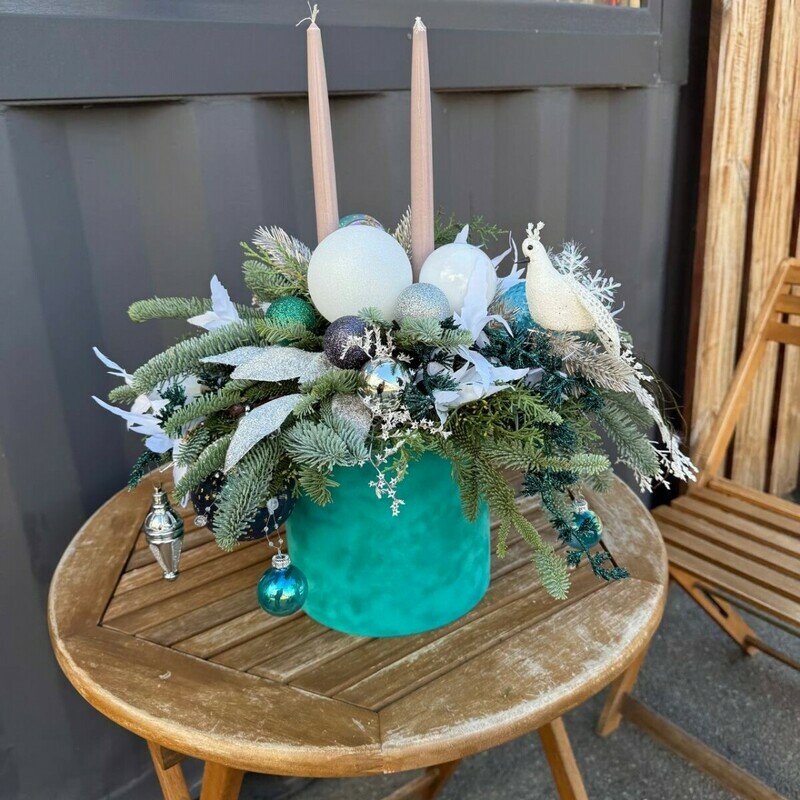 Новогодняя композиция в бирюзовой коробке, стандартный