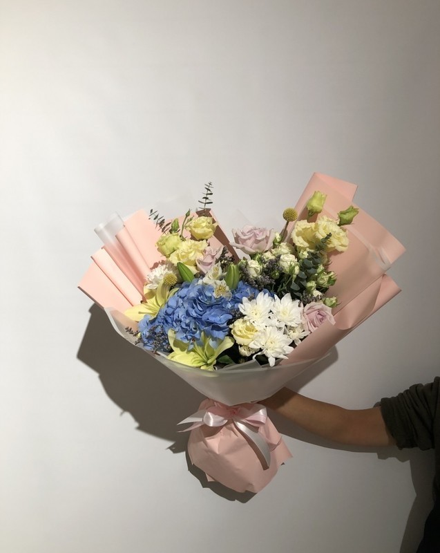 Buket Siyaj, standart