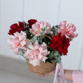 Композиция из 7 французских роз Сharlotte