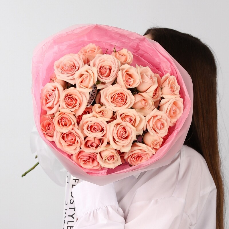 Букет из кустовых розовых роз, букет из кустовых розовых роз