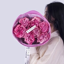 Buket iz 7 sirenevih roz Country Blues