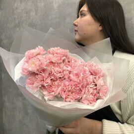 Bouquet of 21 dianthus in the form