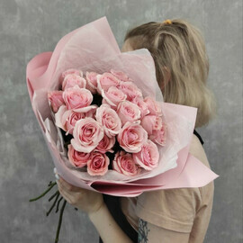 Қызғылт спрей раушан гүл шоғы