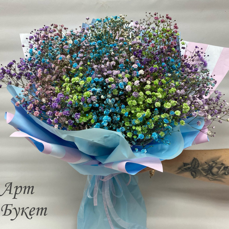 Buket iz raduzhnoj gipsofili v krafte (Buket 62), standart