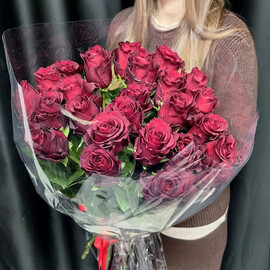 Букет из 25 красных роз (код 465)
