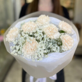 Букет с гипсофилой "Невесомость"