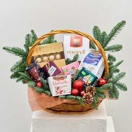 Novogodnie Ugosheniya