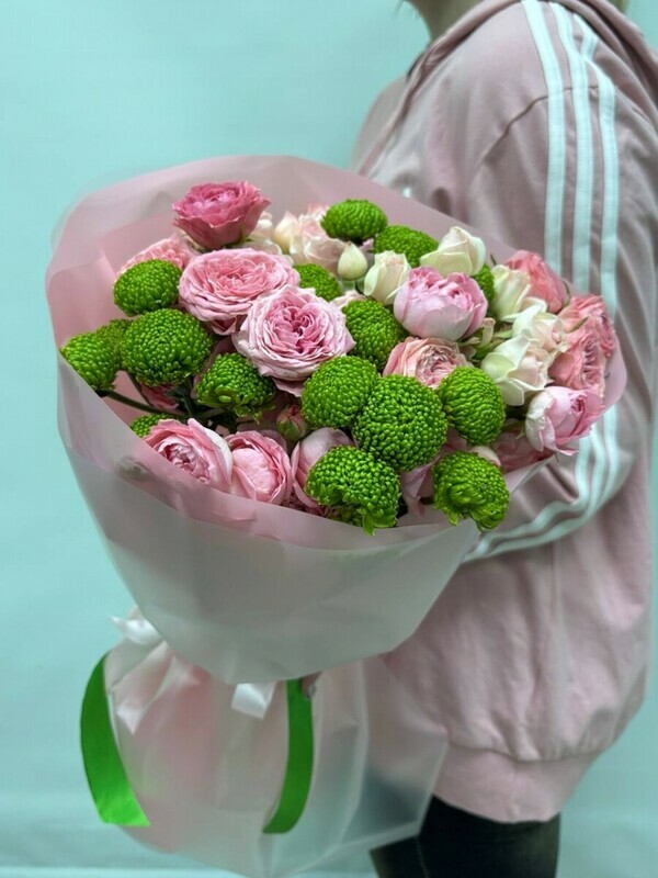 Букет из сантини и кустовых роз, стандартный