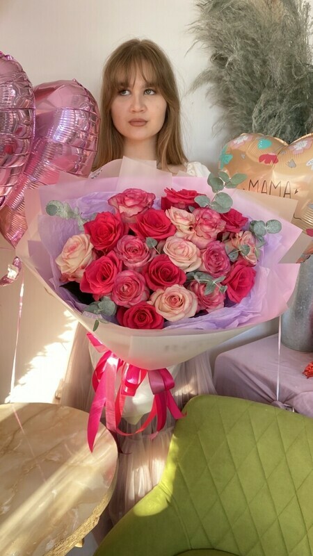 Яркая любовь , розы