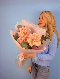 Buket iz 3 frantcuzskih roz