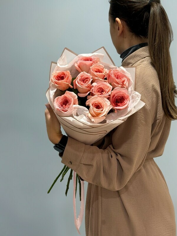 Buket iz 9 nezhnih roz, buket iz 9 roz