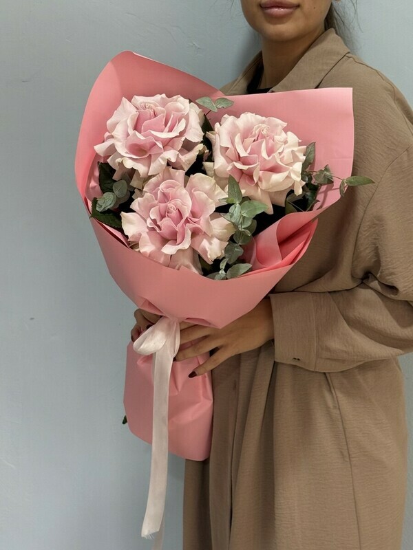 Нежный букет из французской розы Пинк мондиаль, нежный букет из французской розы пинк мондиаль