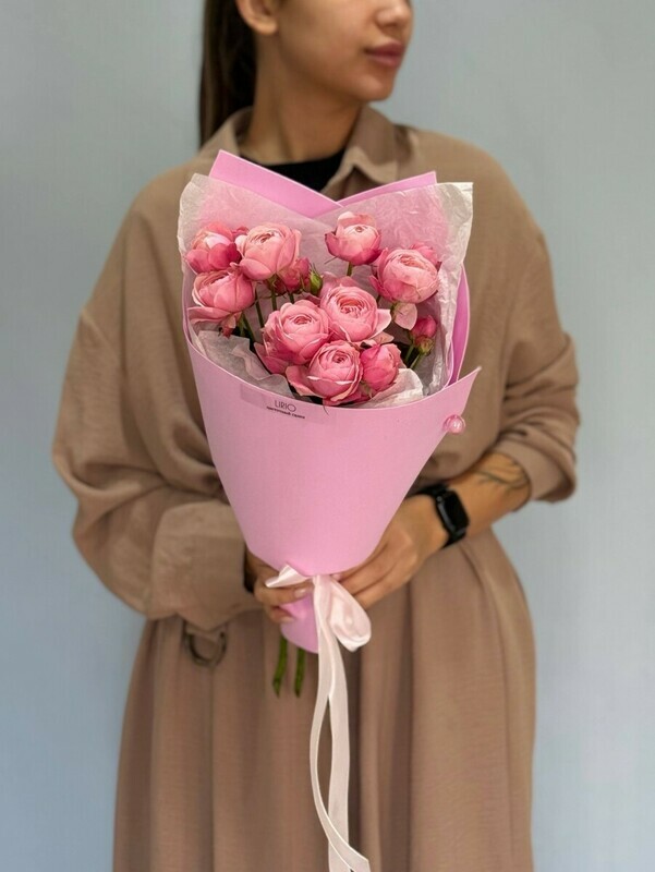 Nezhnij buket iz pionovidnoj rozi sil_va pink, standart