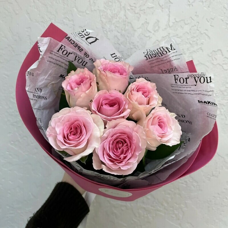 Buket «Rozovoe vdohnovenie», buket iz 7 rozovih roz