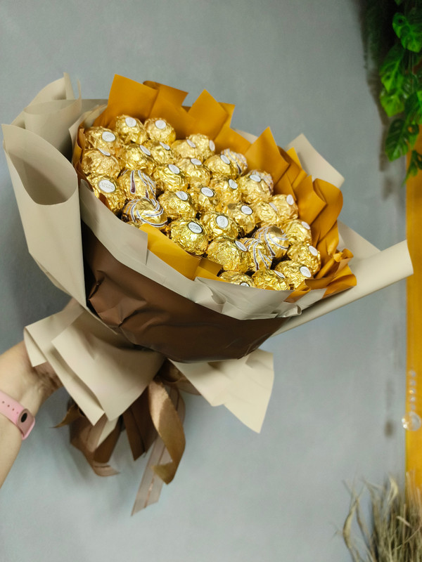 Buket iz konfet, premium