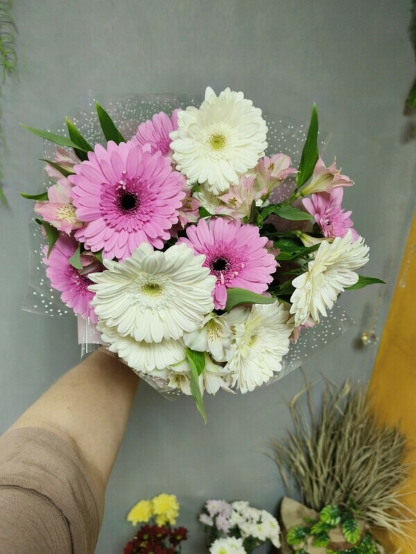 Buket romantika, standart