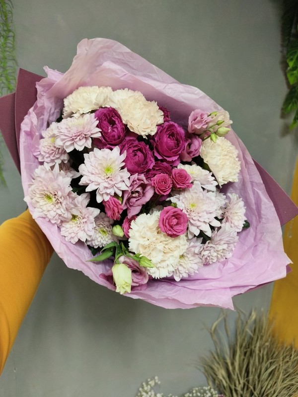 Buket Liza, standart