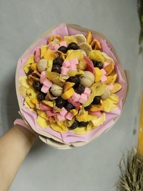 Букет из сухофруктов