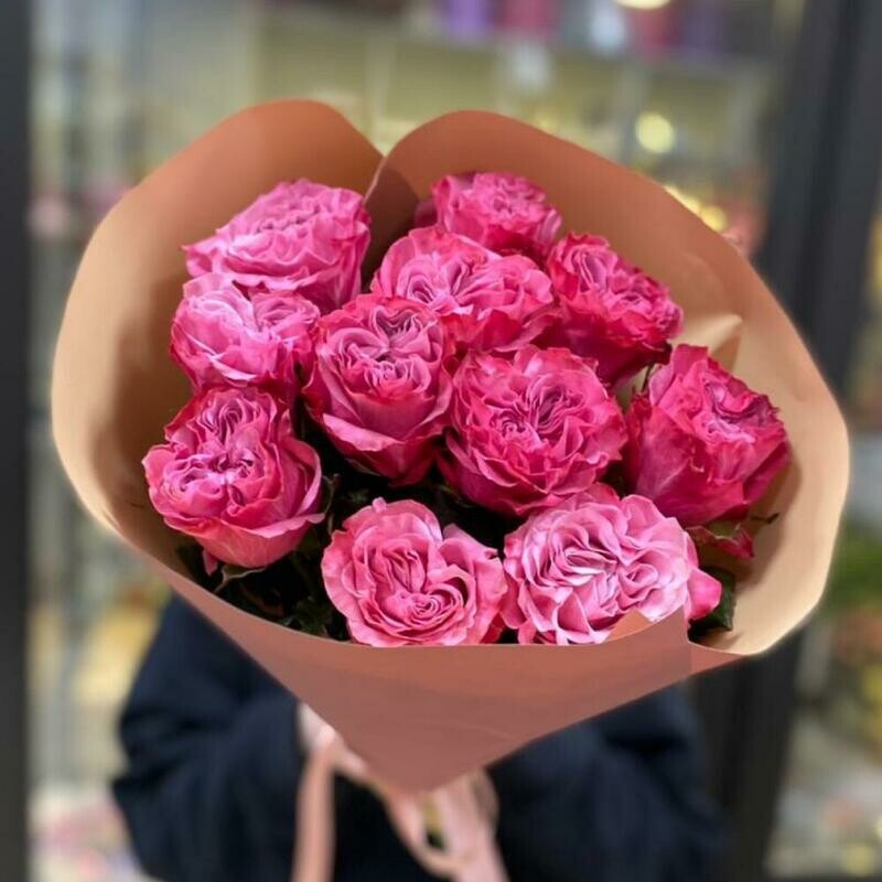 Monobuket iz roz Kantri, standart