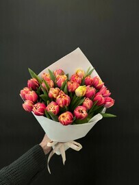 Buket iz 25 tyul_panov