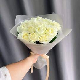 Букет из белых роз 