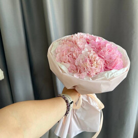 Букет из гортензий