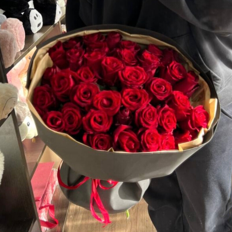 Букет из красных роз, стандартный