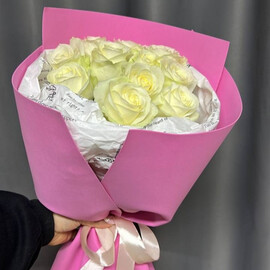 Букет из белых роз