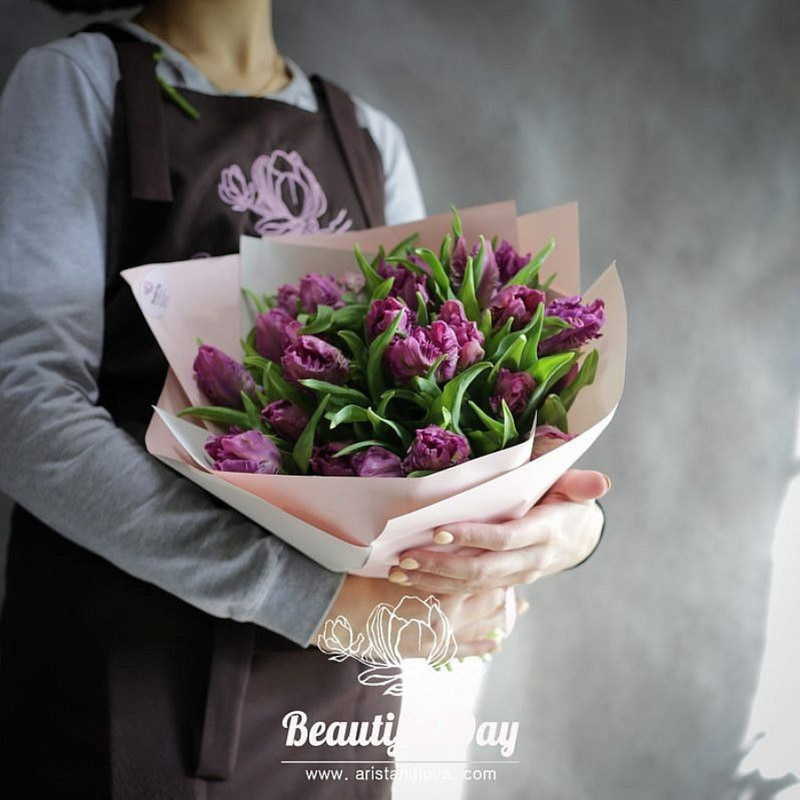 Лиловые тюльпаны, стандартный