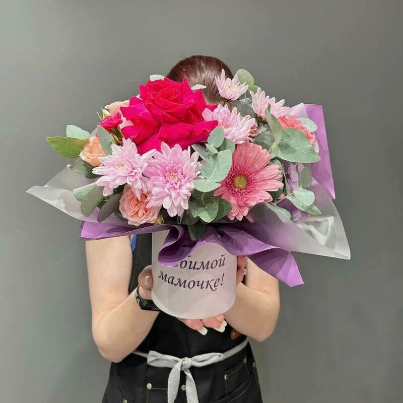 Композиция из Французской розы и герберы для "Любимой мамочки", стандартный