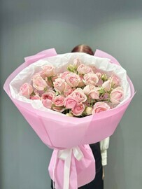 Букет Нежность из кустовых роз