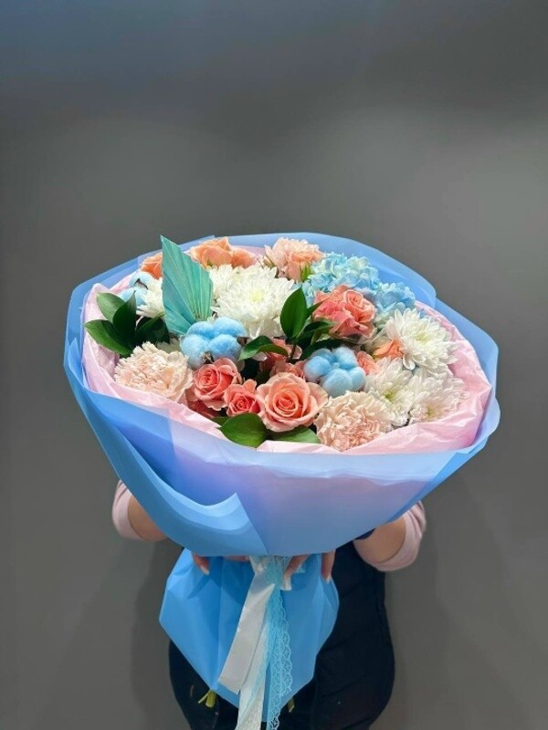 Букет из голубой Гортензии и хлопком, стандартный