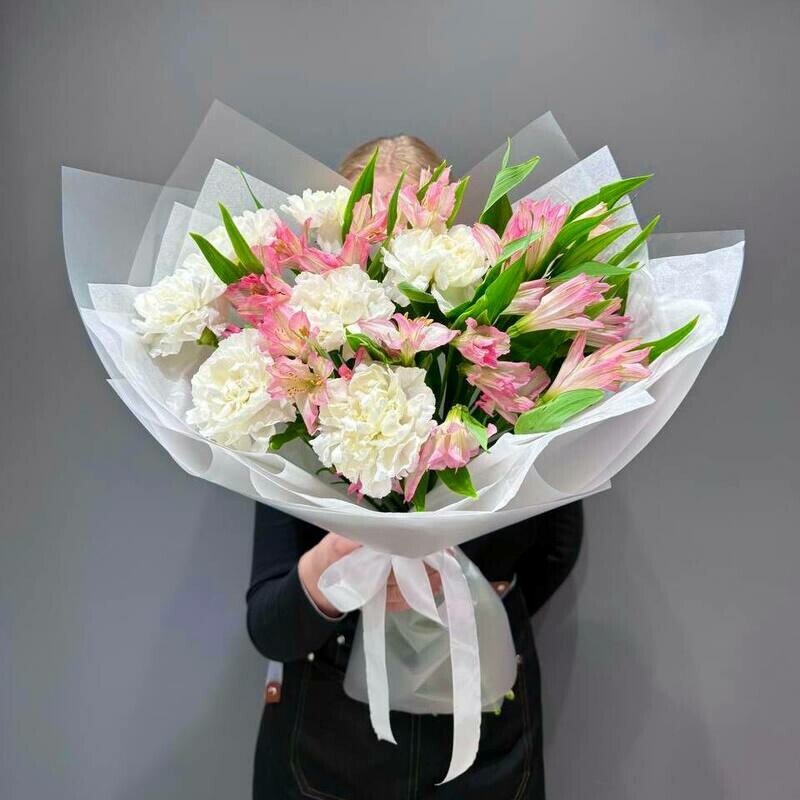 Букет из розовых альстромерий и диантусов, стандартный