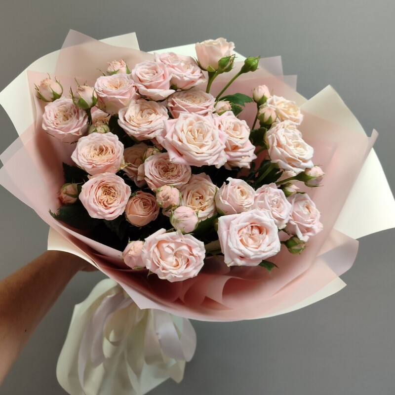 Букет из кустовых роз, стандартный