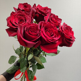 Красные розы