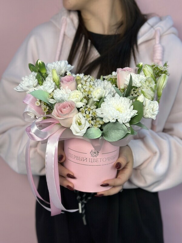 Коробочка с хризантемой и розами , стандартный