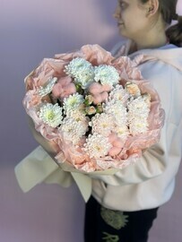 Букет с хризантемой и хлопком 