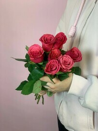 7 роз Кения 42см 