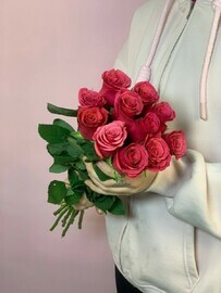 11 роз Кения 42см 