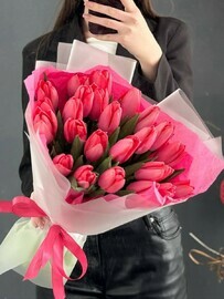 25 тюльпанов