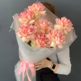 История о розах