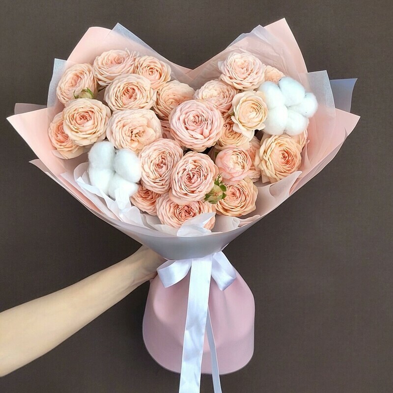 Букет из кустовых роз 421, стандартный