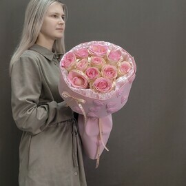Букет из 11 роз "Вместо тысячи слов"