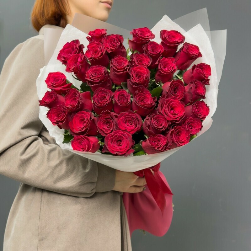 Букет из красных роз 394, стандартный