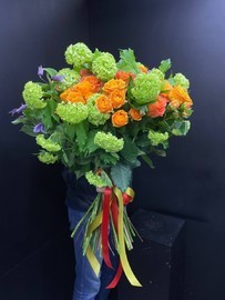 Букет из ароматных цветов "Ультрамарин"